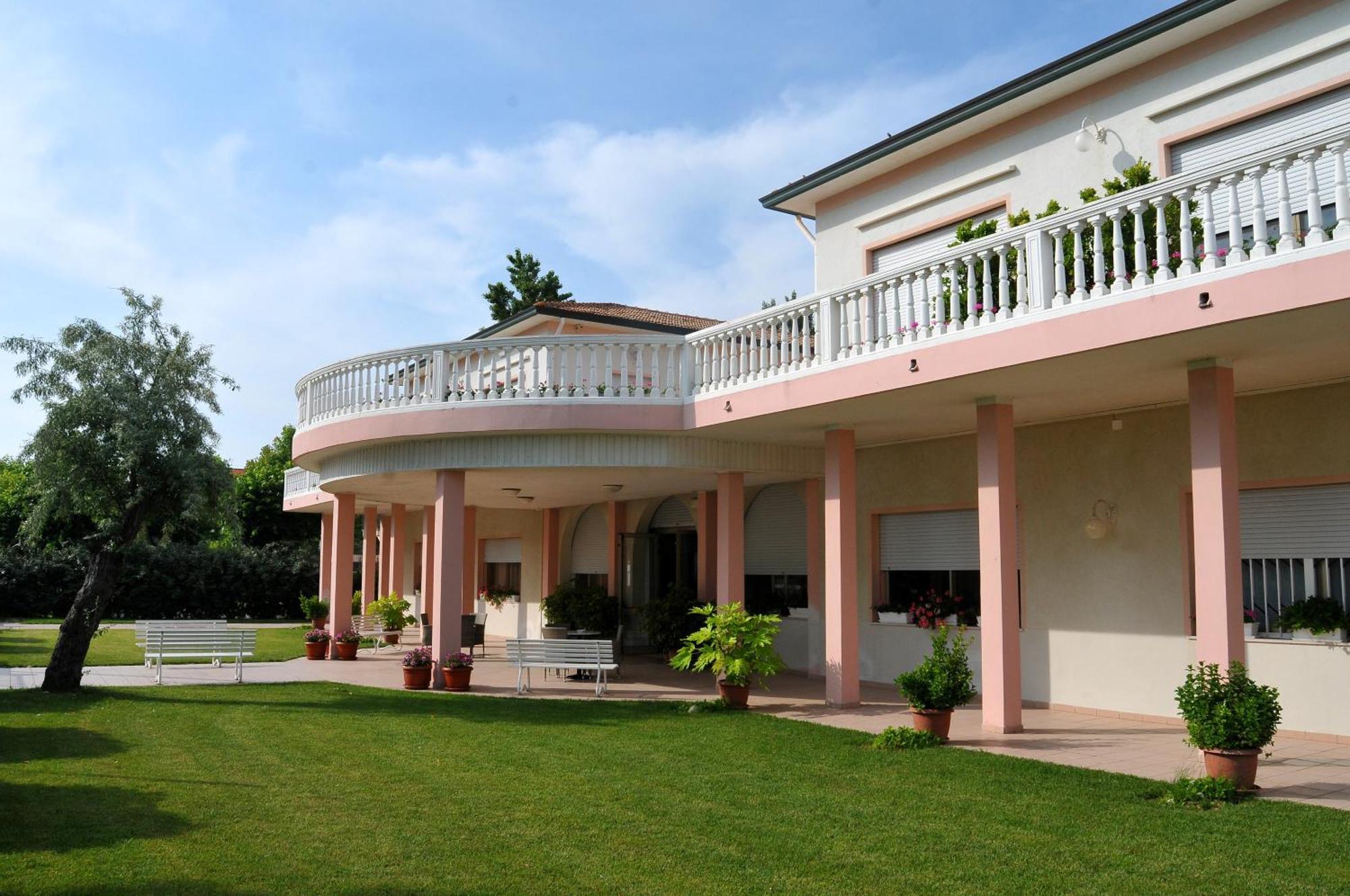 Stella - Casa Per Ferie Hotell Bellaria-Igea Marina Eksteriør bilde